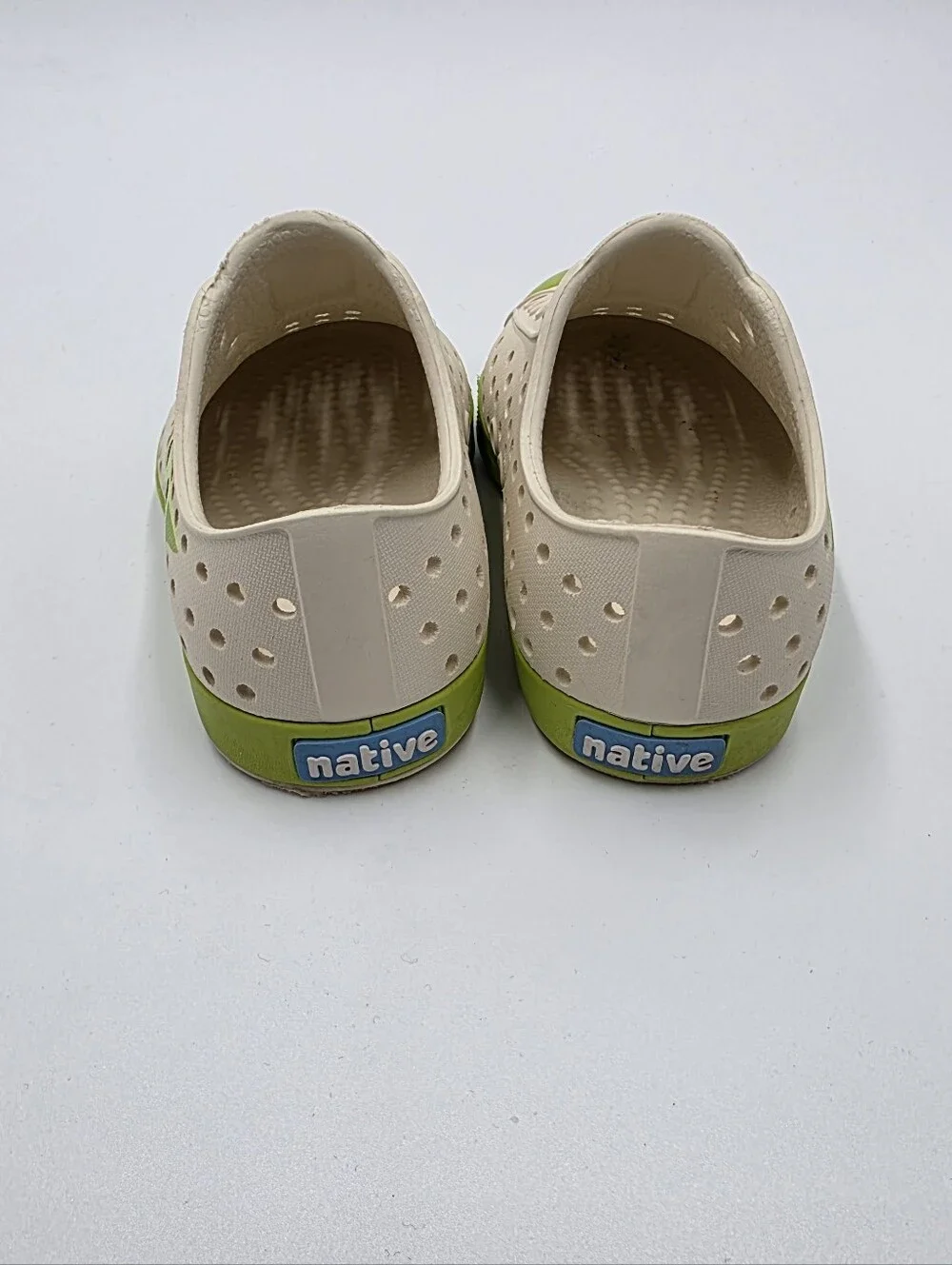 Native x Star Wars toddler Grogu water shoes size 7